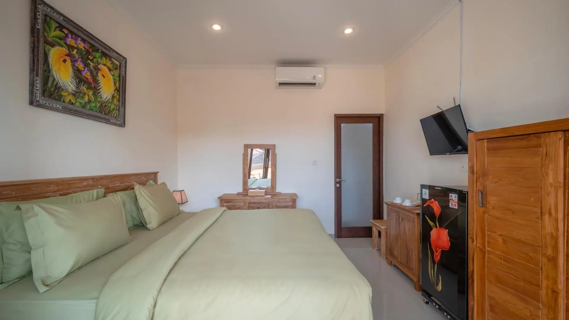 Apartment Titeng Guest House - Comfortable Studio In Amazing Location Near Potato Head And The Beach Seminyak